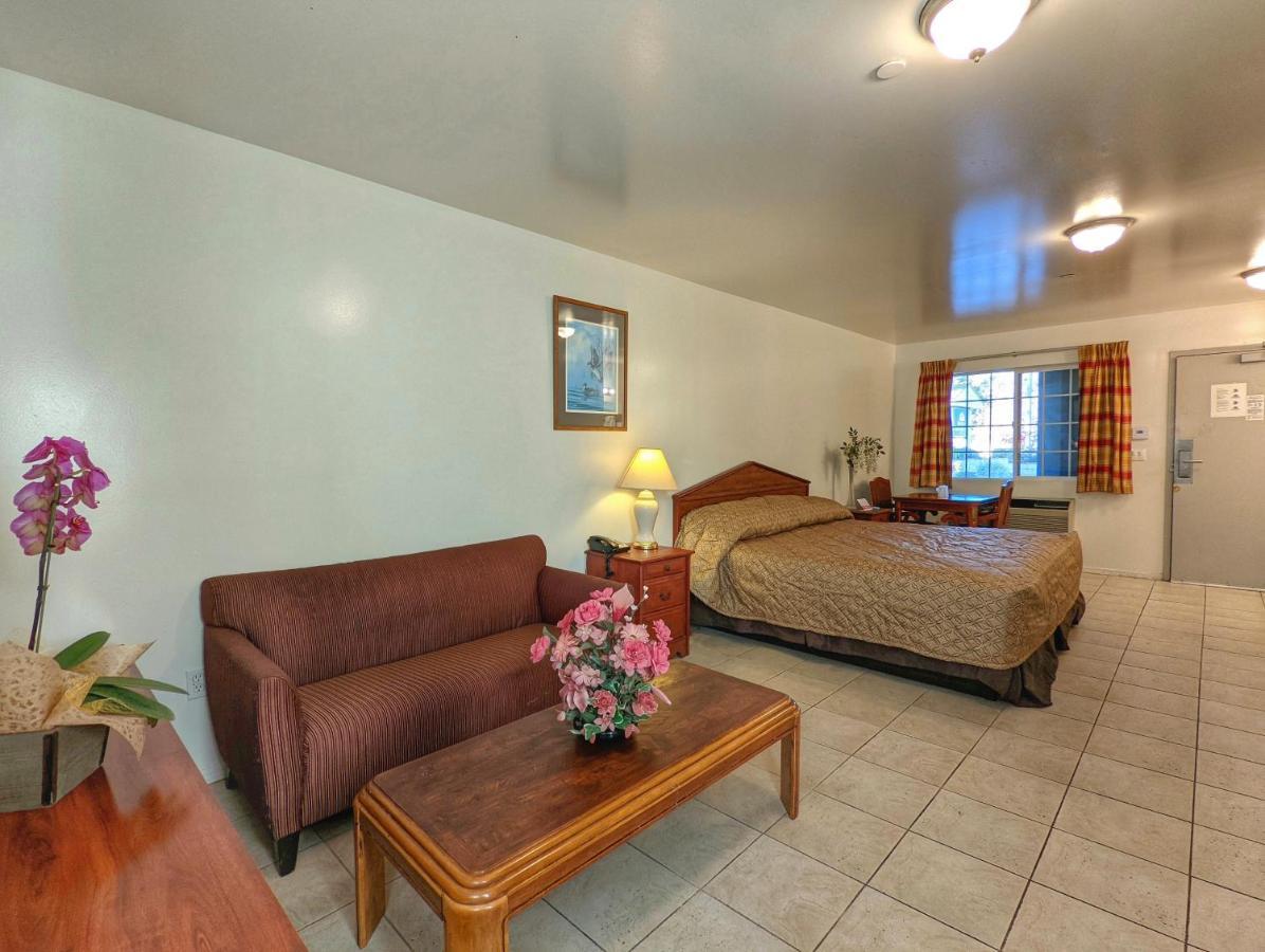 Motel Americas Value Oxnard-port Hueneme Port Hueneme