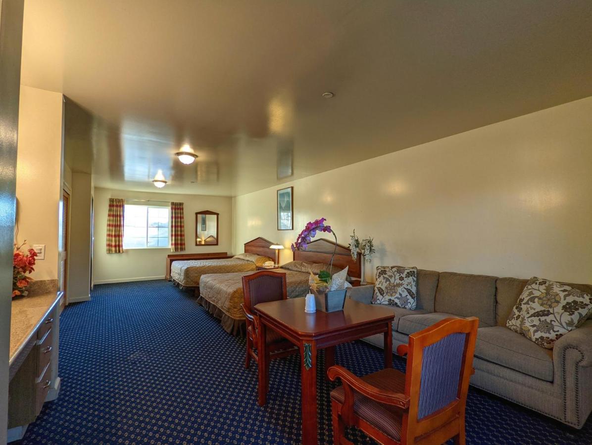Americas Value Oxnard-port Hueneme