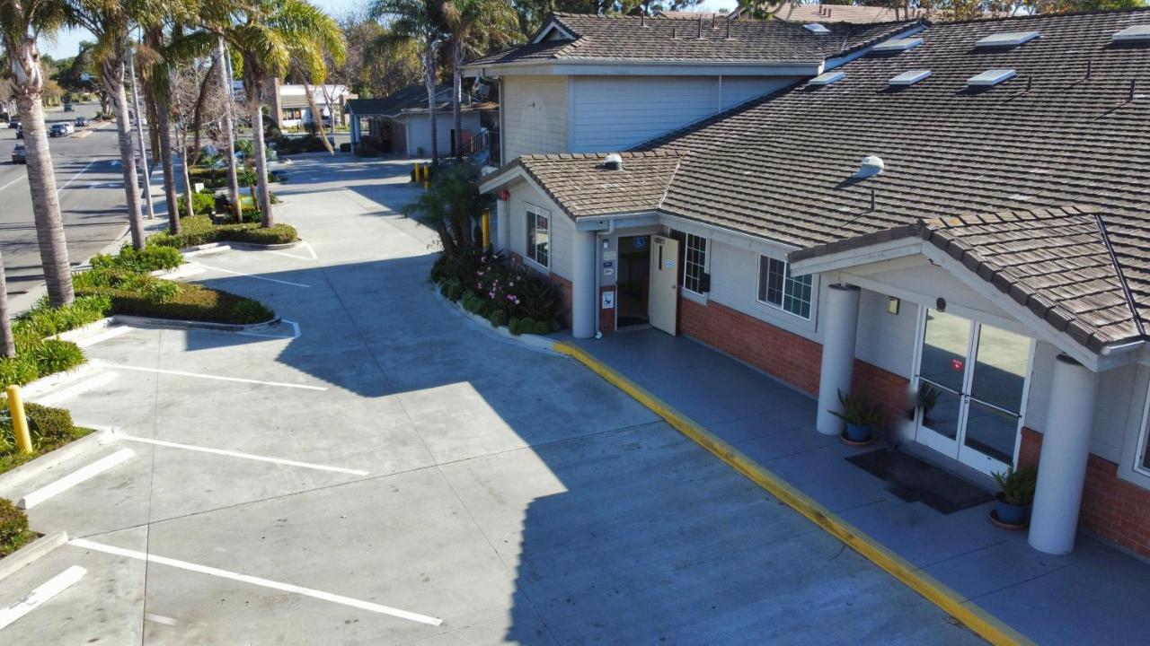 Americas Value Oxnard-port Hueneme Port Hueneme