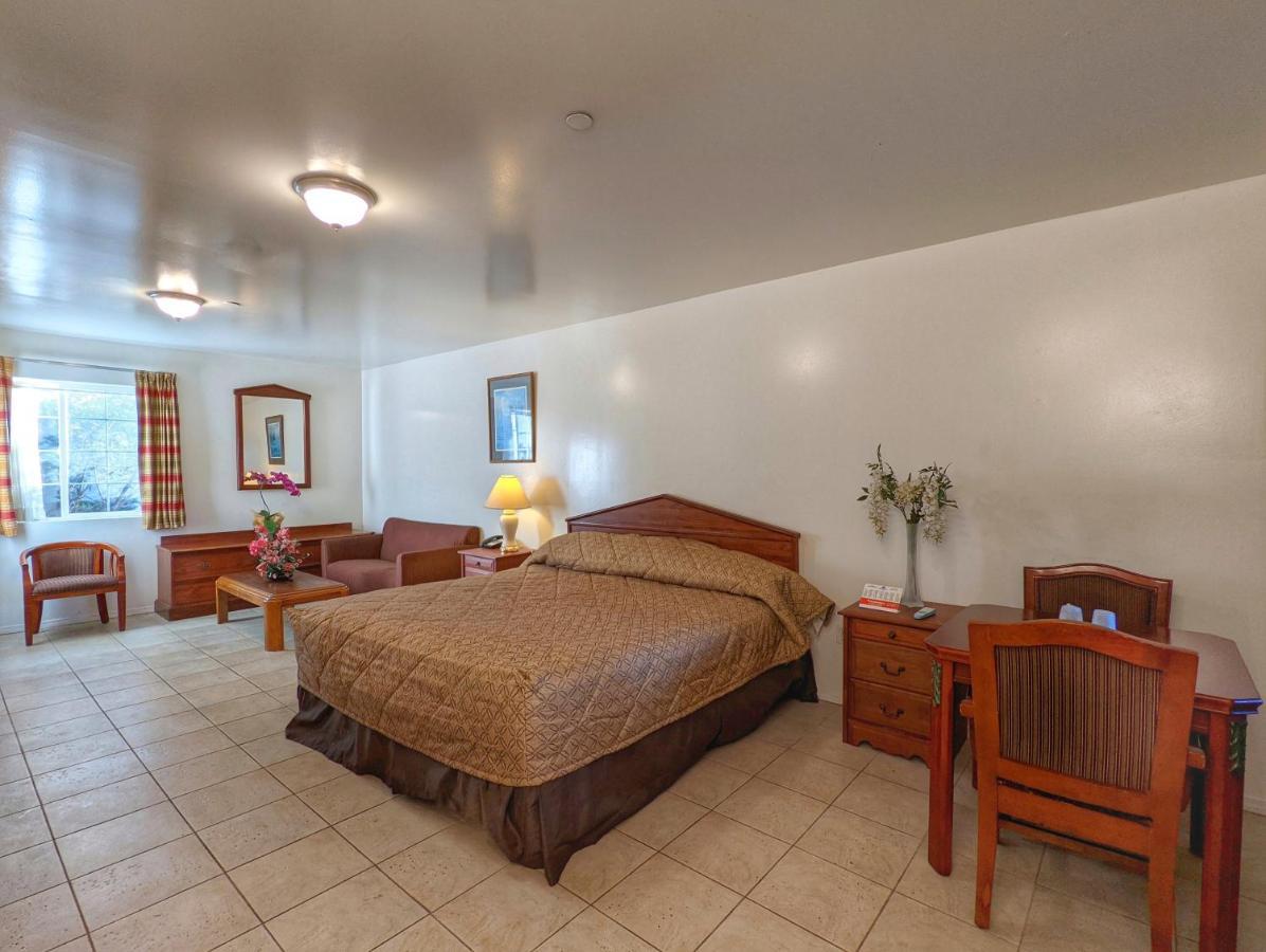 Americas Value Oxnard-port Hueneme Port Hueneme