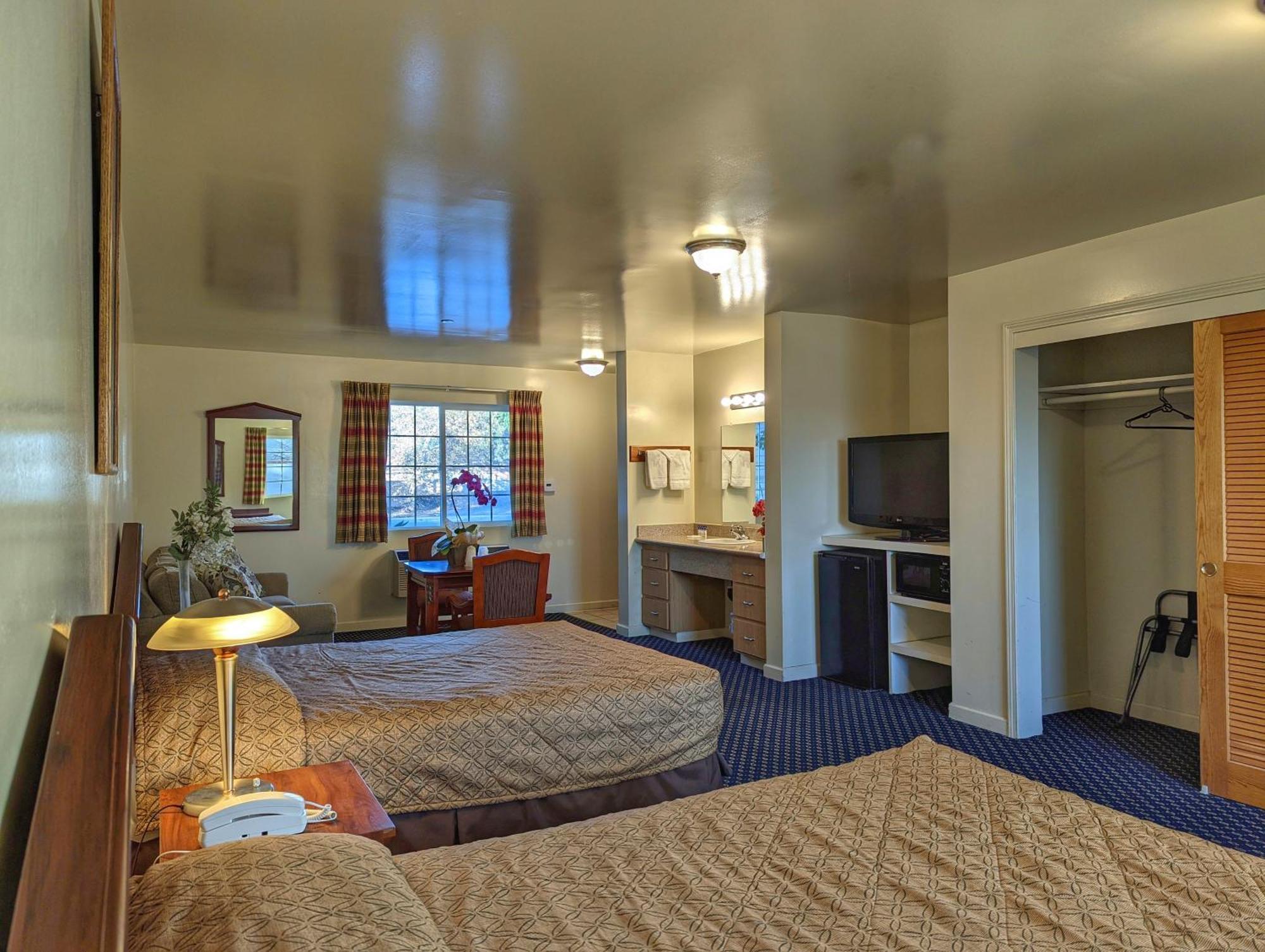 Americas Value Oxnard-port Hueneme Port Hueneme