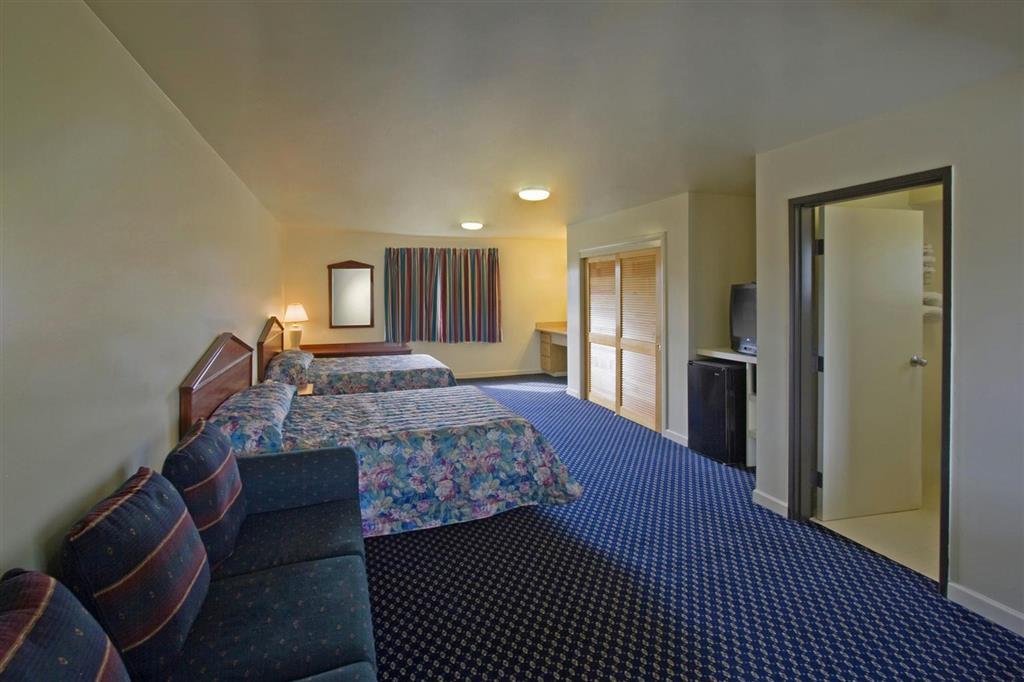 Americas Value Oxnard-port Hueneme Port Hueneme